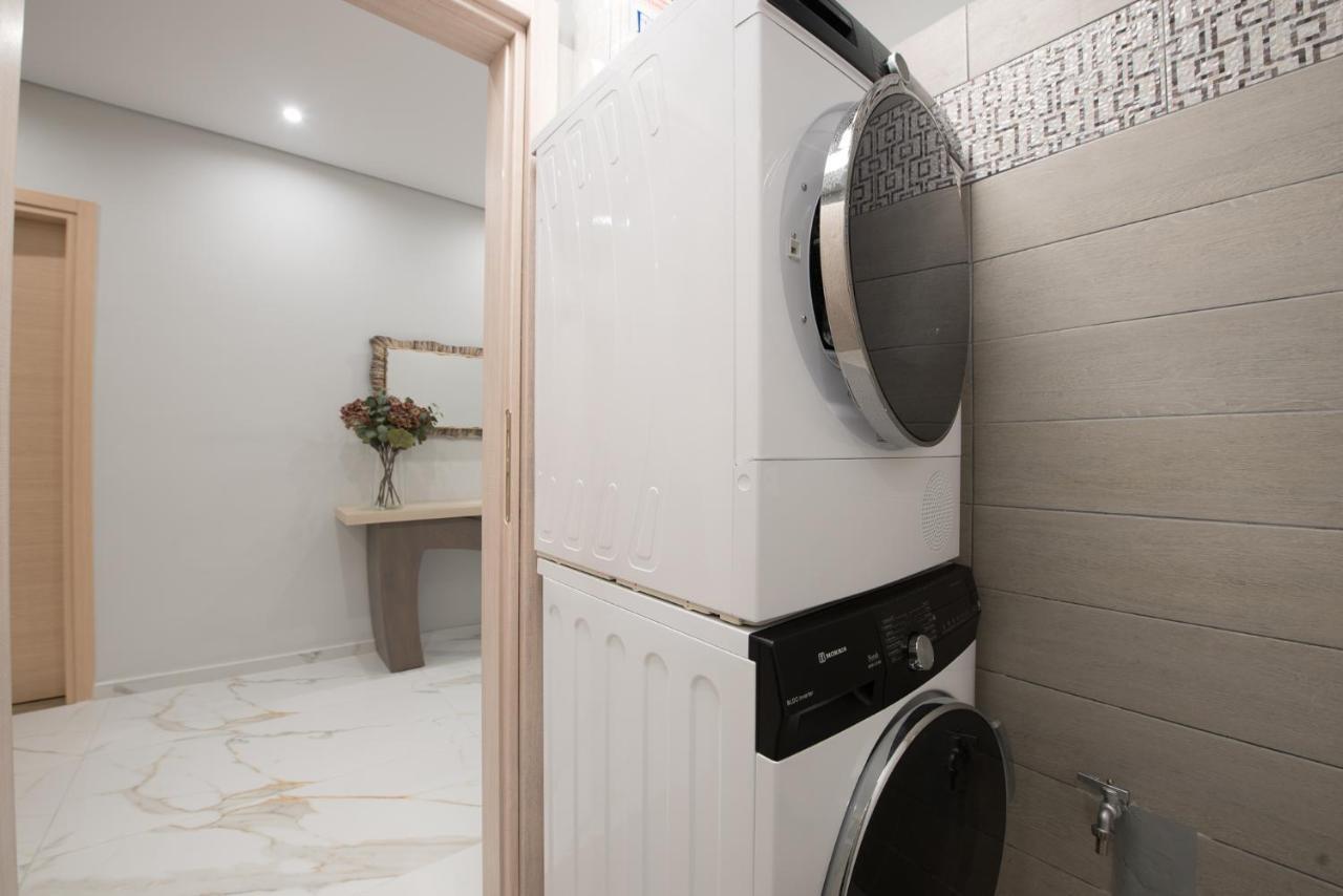 Rob Venture Suites At The Central Of Athens City Buitenkant foto