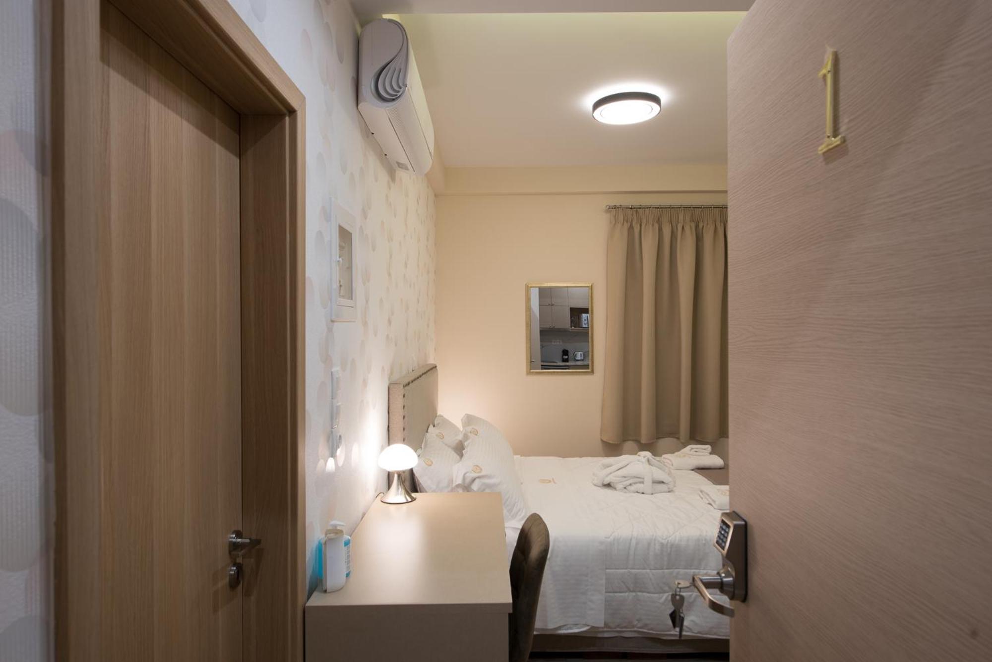 Rob Venture Suites At The Central Of Athens City Buitenkant foto