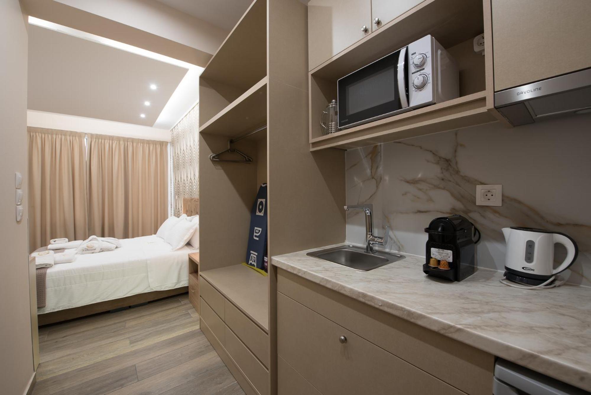 Rob Venture Suites At The Central Of Athens City Buitenkant foto
